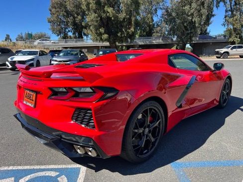Used 2022 Chevrolet Corvette Stingray Premium Conv w/ Z51 Performance Package RWD image 15