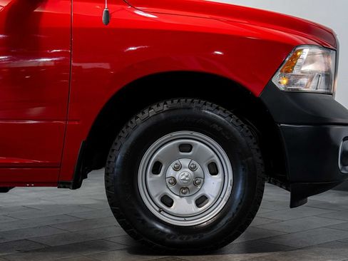 Used 2019 RAM 1500 Tradesman RWD image 9