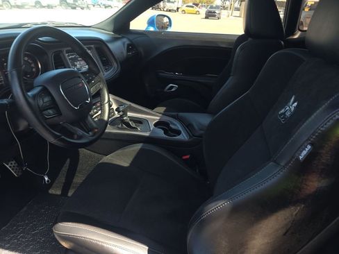 Used 2023 Dodge Challenger R/T Scat Pack w/ Plus Package image 9