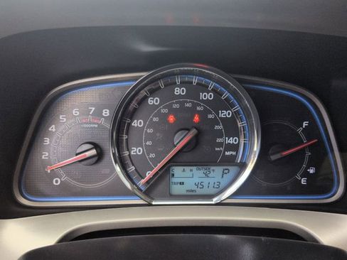 Used 2014 Toyota RAV4 Limited image 12