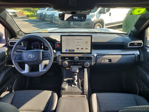 Used 2026 Toyota 4Runner TRD Off-Road Premium AWD/4WD image 14