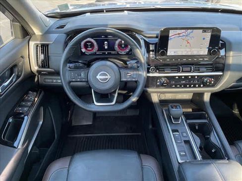 Used 2024 Nissan Pathfinder Platinum w/ Cargo Package FWD image 10