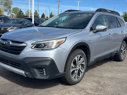 Used 2022 Subaru Outback Limited image 1