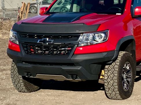 Used 2019 Chevrolet Colorado ZR2 image 9