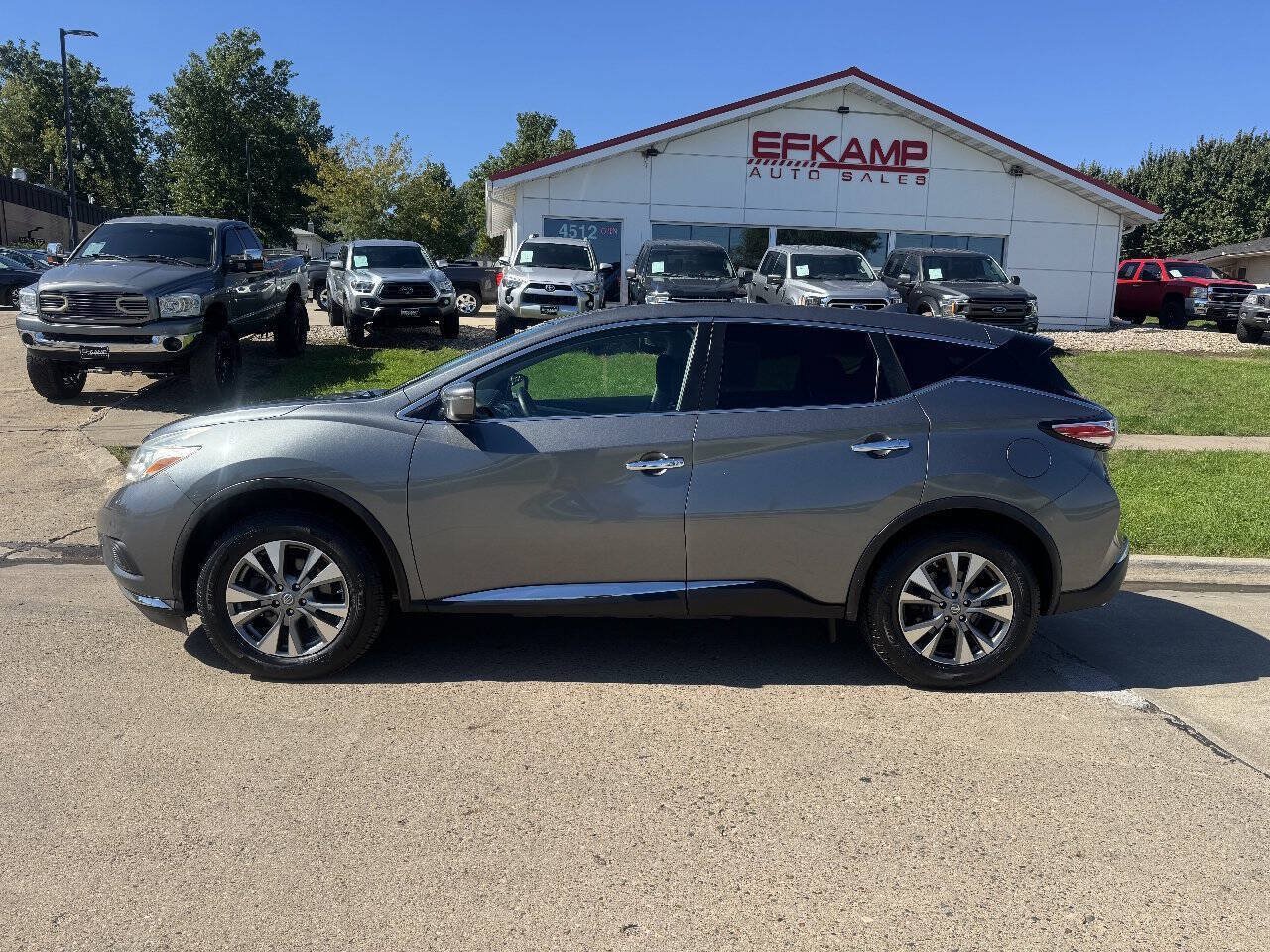Used 2016 Nissan Murano S AWD/4WD image 2