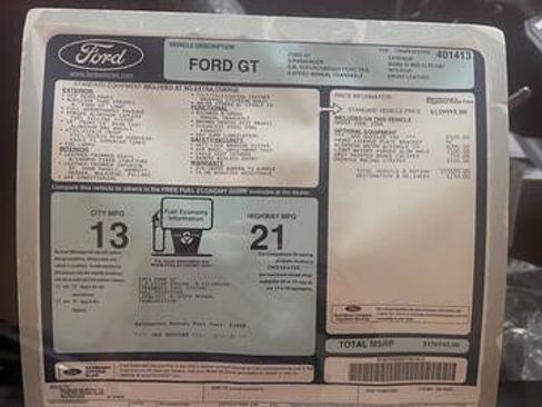 Used 2005 Ford GT RWD image 10