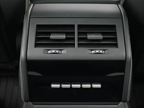 Used 2026 Porsche Panamera image 8