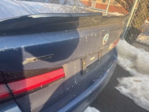 Used 2023 BMW M550i xDrive image 11