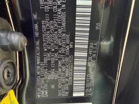 Used 2012 Toyota Sienna SE FWD image 33