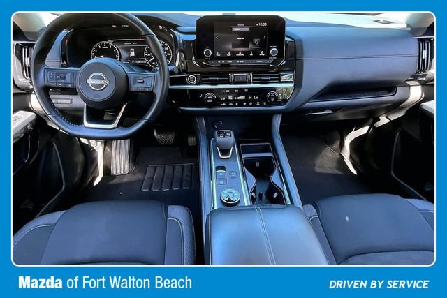 Used 2024 Nissan Pathfinder SV AWD/4WD image 7