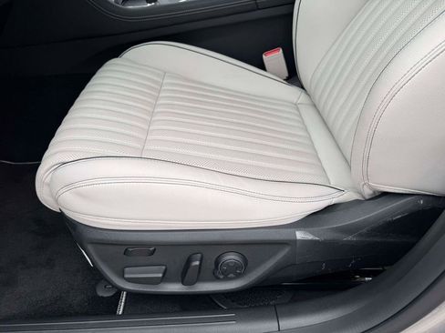 Used 2026 Genesis G70 3.3T Sport Prestige image 22