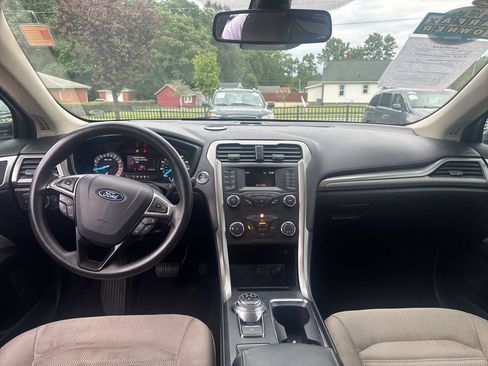 Used 2019 Ford Fusion S FWD image 16