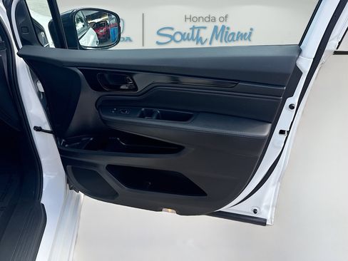 Certified 2023 Honda Odyssey Elite image 32