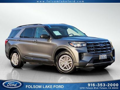 Used 2025 Ford Explorer Active