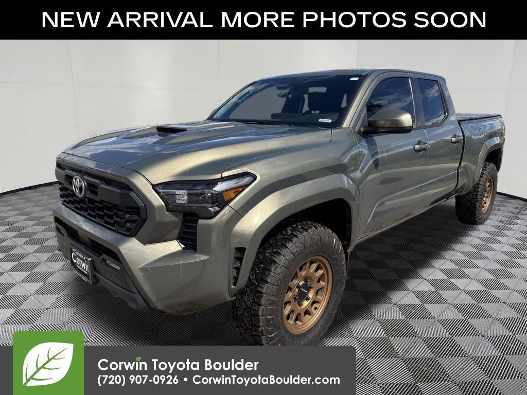 Used 2024 Toyota Tacoma TRD Sport AWD/4WD image 3