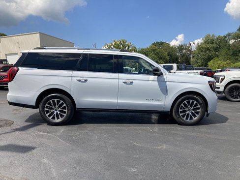 Certified 2025 Ford Expedition Max Platinum AWD/4WD image 3