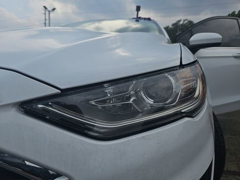 Used 2020 Ford Fusion SE FWD image 31