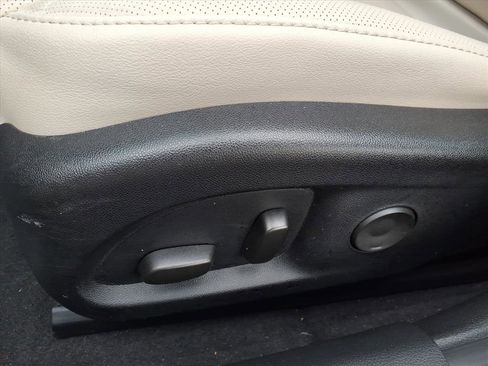 Certified 2023 Cadillac CT4 Premium Luxury image 22