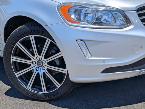 Used 2016 Volvo XC60 T5 Premier w/ Protection Package FWD image 10