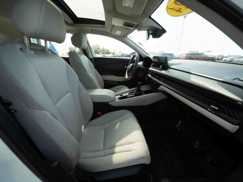 Used 2024 Honda Accord EX image 26