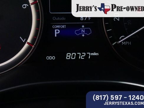 Used 2020 Lexus LX 570 4WD w/ 3rd Row & Luxury Pkg image 10