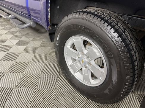 Used 2017 Chevrolet Colorado W/T image 12