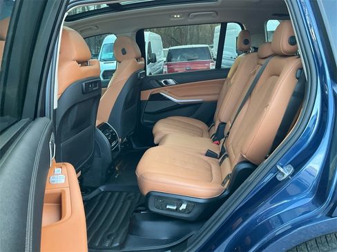 Used 2019 BMW X7 xDrive40i w/ Premium Package image 14