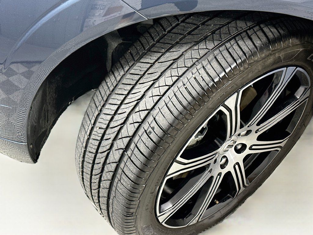 Used 2021 Volvo XC60 T5 Inscription w/ Protection Package Premier FWD image 25