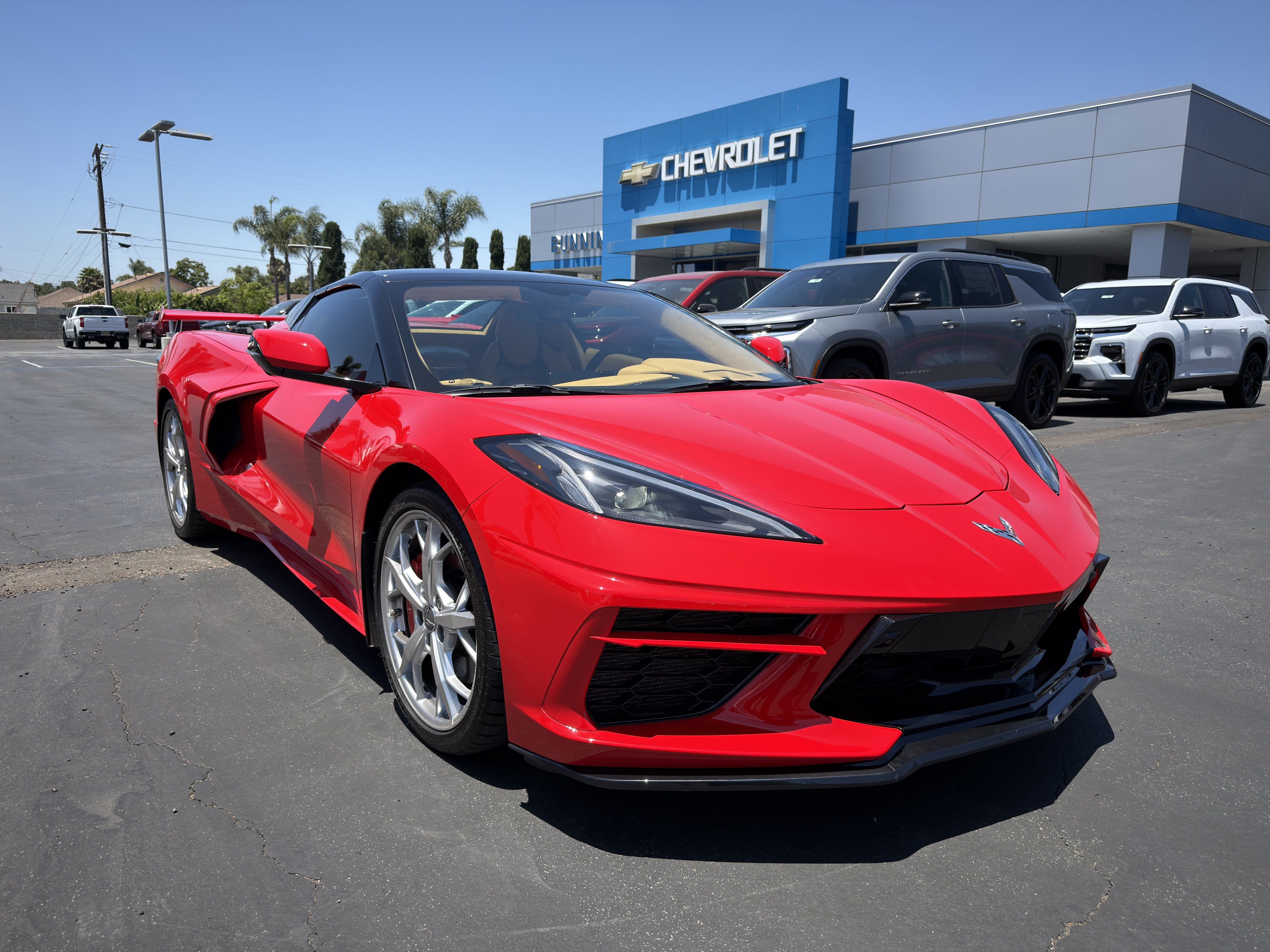 Used 2022 Chevrolet Corvette Stingray Premium Conv w/ Z51 Performance Package RWD image 2