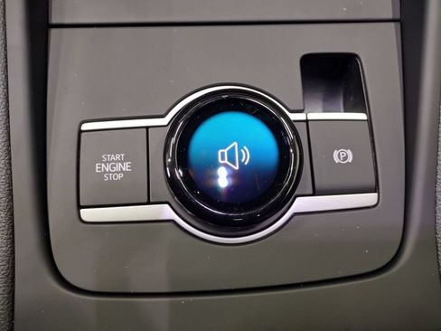 New 2026 Volkswagen Tiguan SE AWD/4WD image 32