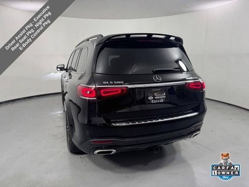 Used 2023 Mercedes-Benz GLS 580 4MATIC image 7