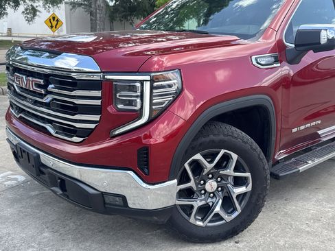 Used 2026 GMC Sierra 1500 SLT AWD/4WD image 2