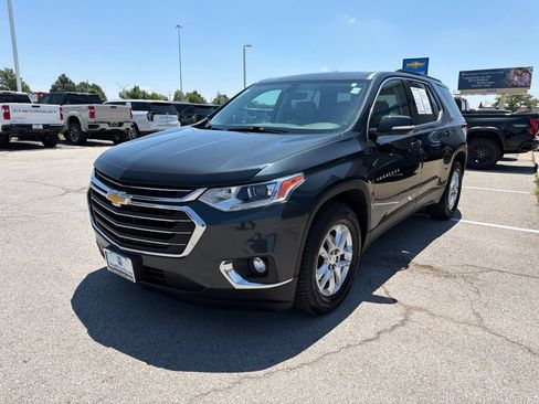 Used 2019 Chevrolet Traverse LT w/ LPO, Floor Liner Package AWD/4WD image 7