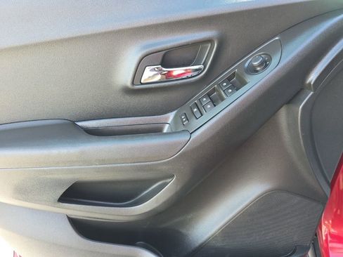 Used 2015 Chevrolet Trax LS w/ LPO, Protection Package image 13