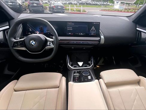 Used 2026 BMW X3 xDrive30 w/ Convenience Package AWD/4WD image 17