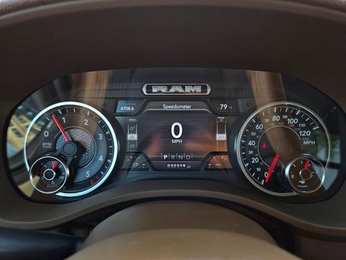 Used 2021 RAM 1500 Laramie AWD/4WD image 19