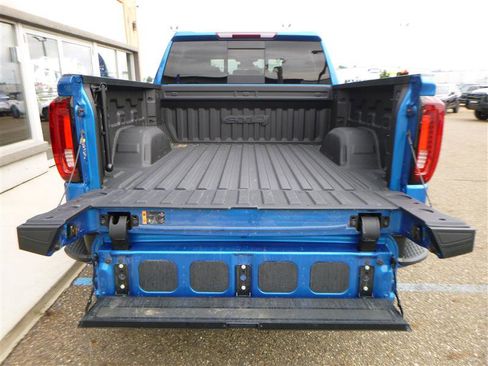 Used 2023 GMC Sierra 1500 AT4 w/ AT4 Preferred Package image 28