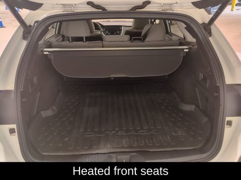 Used 2020 Subaru Outback Premium image 13