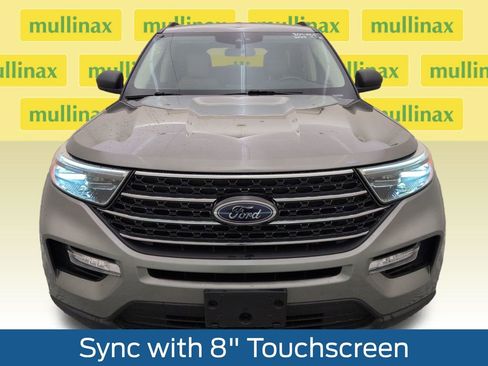 Used 2020 Ford Explorer XLT w/ Equipment Group 202A image 14