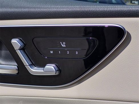 Certified 2025 Mercedes-Benz GLC 300 image 23