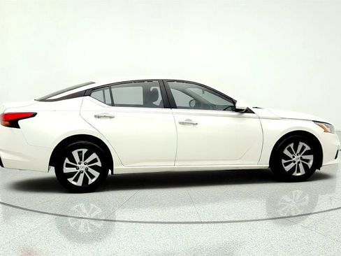 Used 2020 Nissan Altima 2.5 S FWD image 4