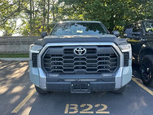 Used 2025 Toyota Tundra SR5 AWD/4WD image 2