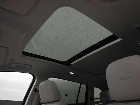 New 2026 Buick Enclave Avenir w/ Super Cruise Package image 22