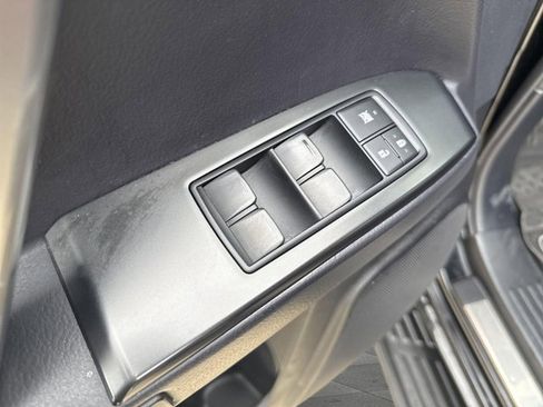 Certified 2023 Lexus GX 460 Premium w/ Premium Package AWD/4WD image 9