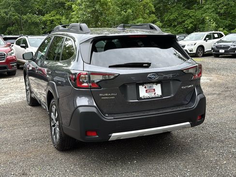 Certified 2025 Subaru Outback Limited AWD/4WD image 8