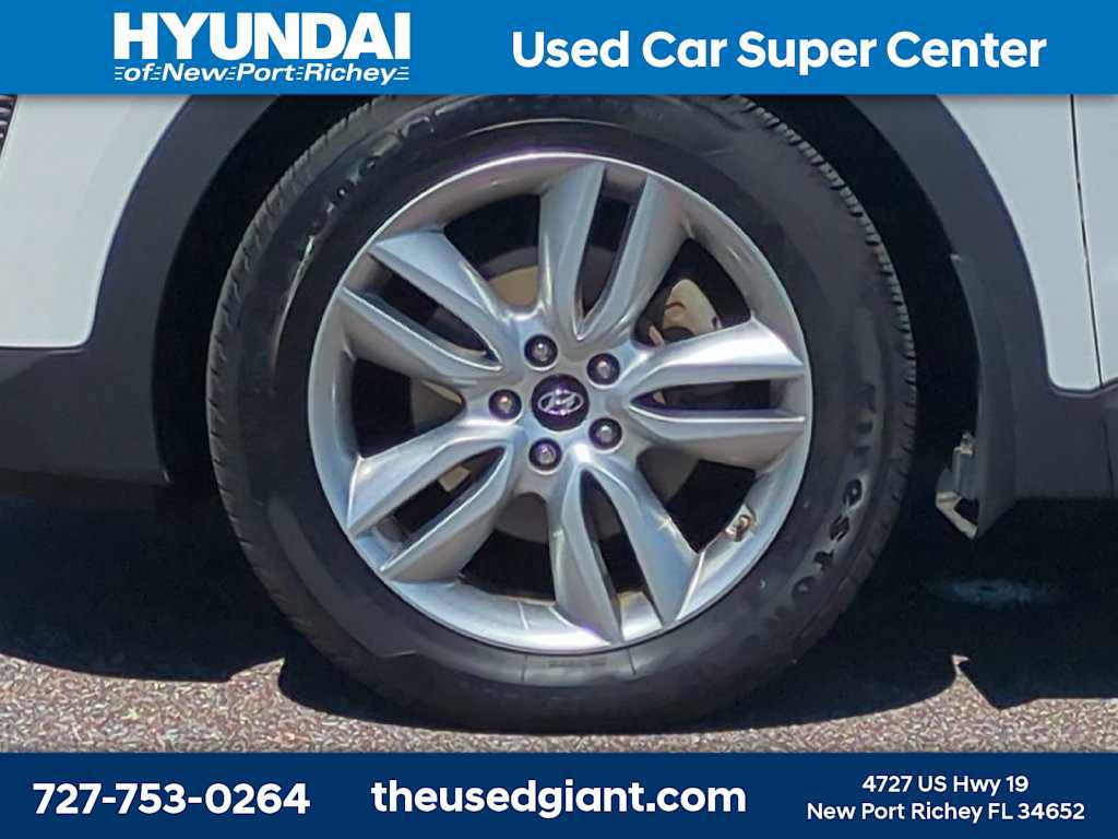 Used 2015 Hyundai Santa Fe Sport 2.0T w/ Option Group 05 FWD image 10