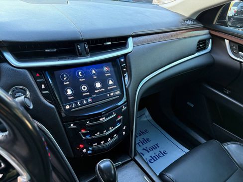 Used 2019 Cadillac XTS Luxury image 26