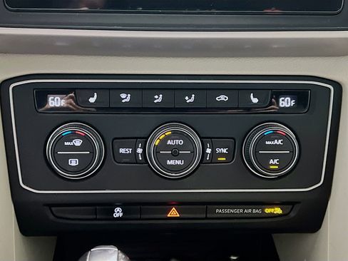 Used 2021 Volkswagen Atlas SE AWD/4WD image 11