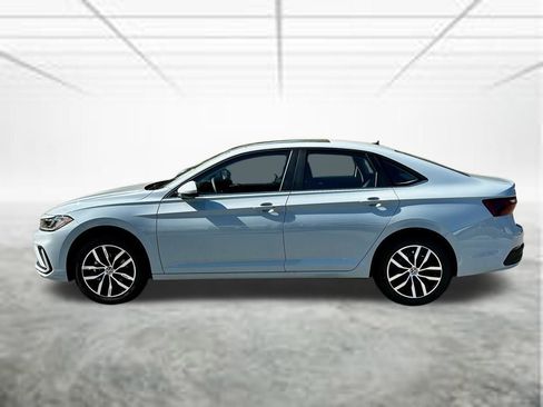 New 2026 Volkswagen Jetta SE FWD image 8