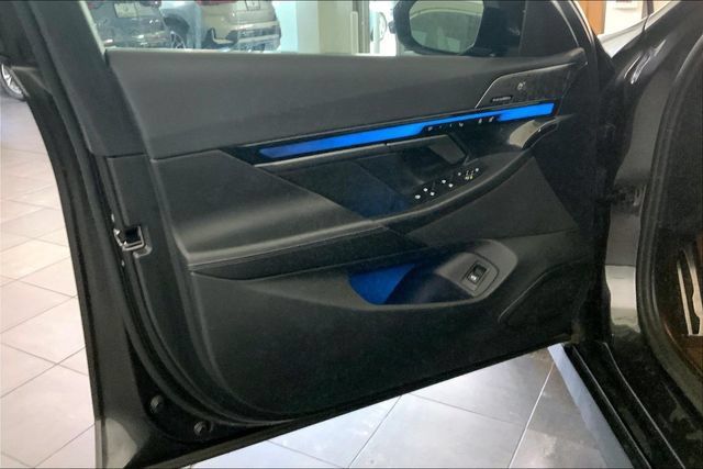 Certified 2024 BMW i5 M60 w/ Premium Package AWD/4WD image 10